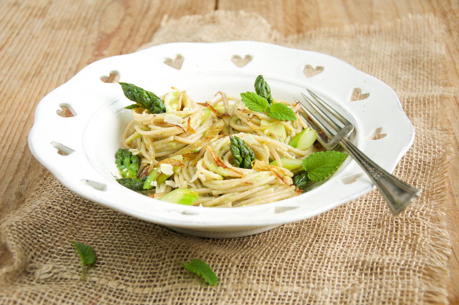 spaghetti-farro-asparagi 3